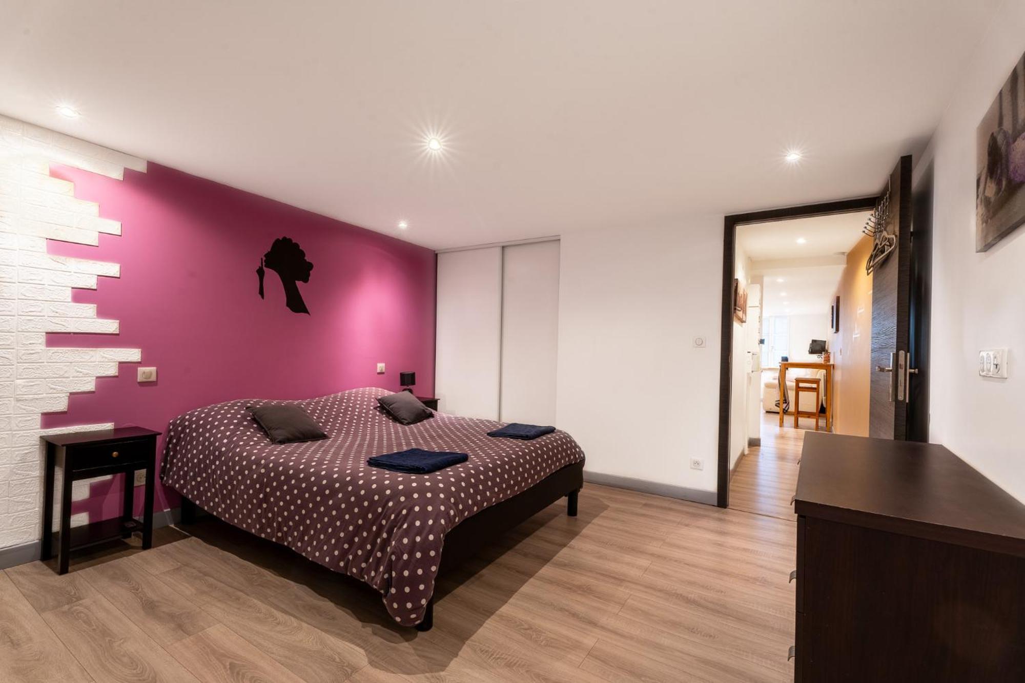 Appartement Spa Privatif Et Cinema Centre Ville Metz Bagian luar foto